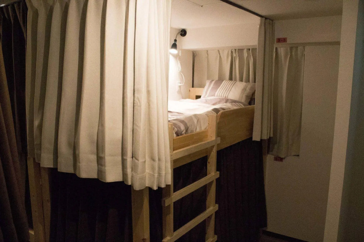 Dotombori Base - Hostel