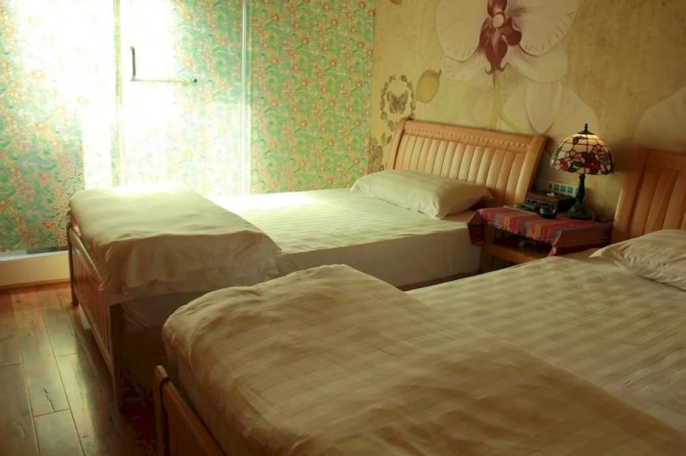 Henryi Oliv Inn