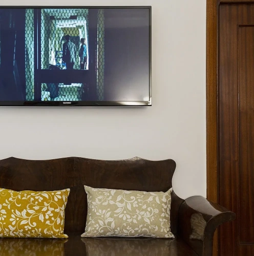3 Bedrooms Apartment