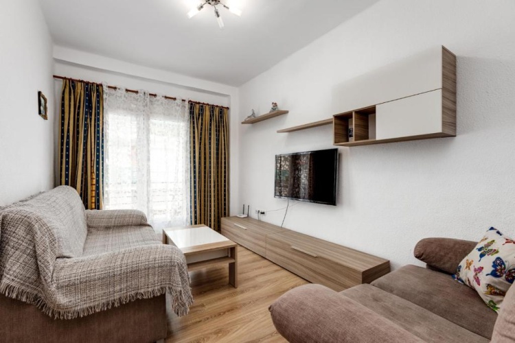 3 Bedrooms Twin Apartment with balcony
