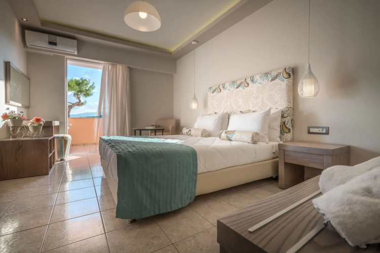 Balcony Hotel - Adults Only