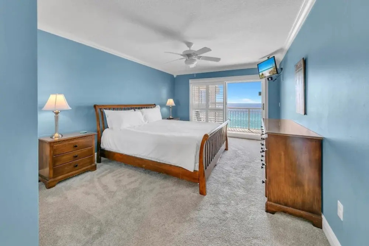 Destin Towers 93