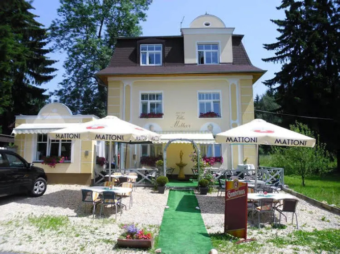 Villa Meteor
