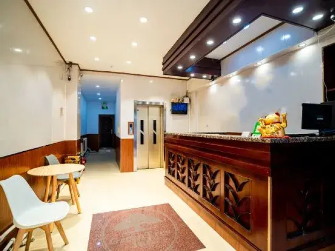 Yijia Hotel (Jida Second Hospital)