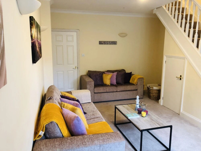 Central Cosy Cottage