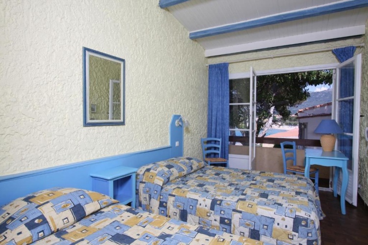 Standard Double room with garden view