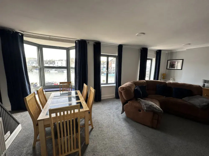 Quayside Quarters Harbourside Apartment