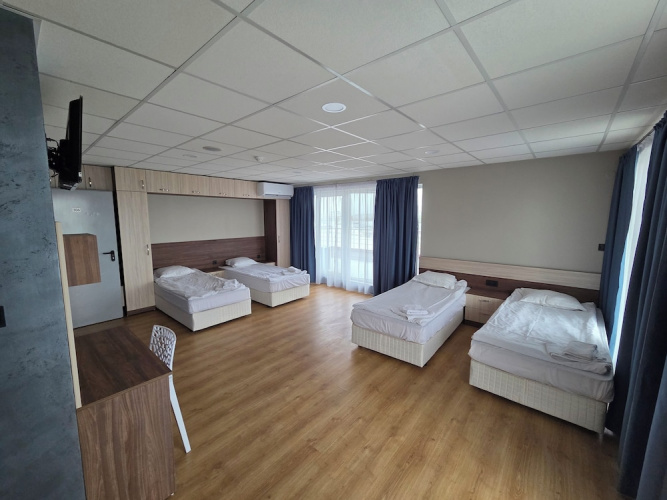 City Hotel