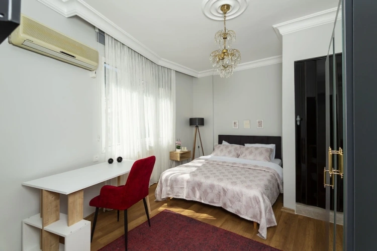 Comfort room