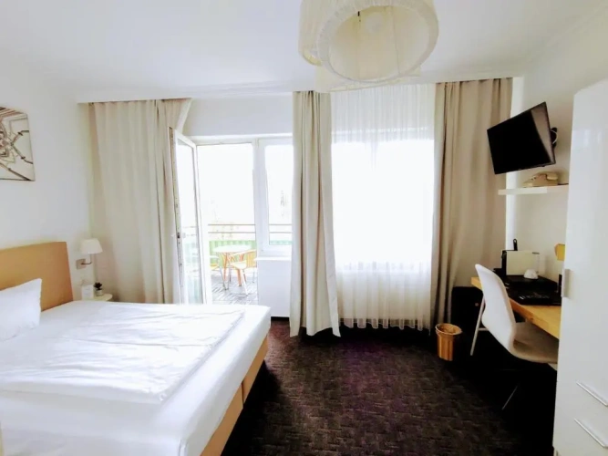 Comfort Single room with balcony