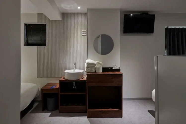 Standard Twin Family room