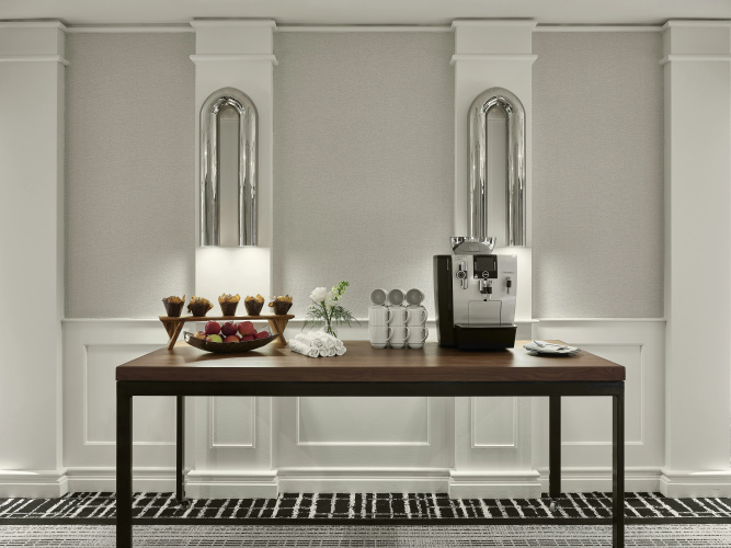Vogue Hotel Montreal Downtown, Curio Collection By Hilton photo 13