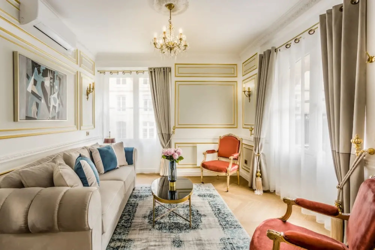 Luxury 6Bdr 5Bth Heritage Building - Louvre View