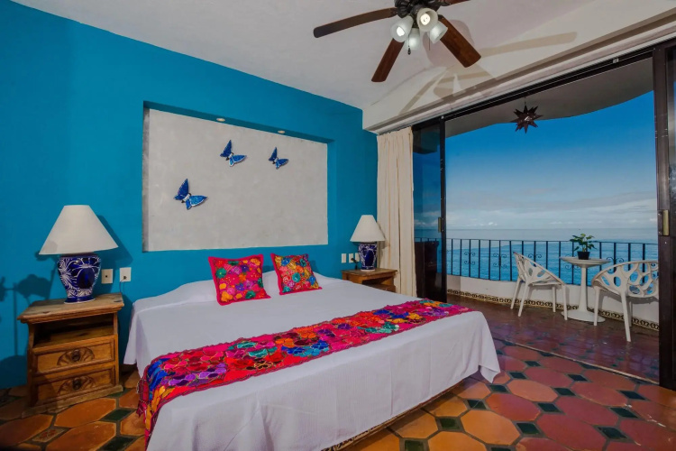 Mar Sereno Hotel & Suites