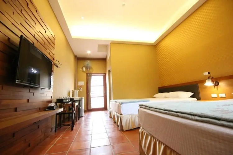 Standard Quadruple room