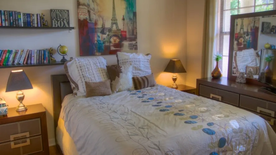 5 Bedrooms Cottage