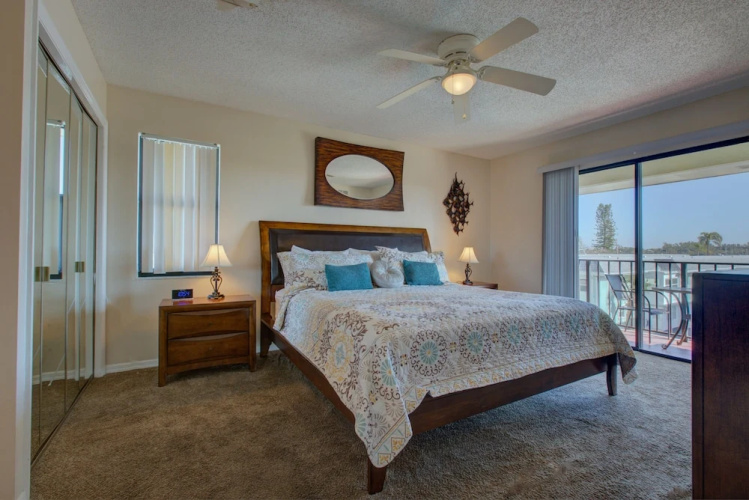 Beach View B 207 by Anna Maria