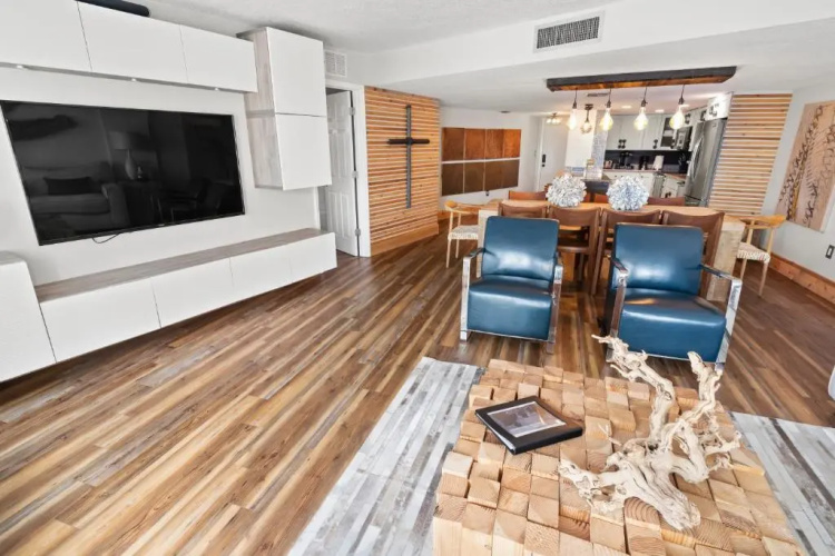 TOWER 2 MASTER SUITEs, 2 KINGS BEDS, MARINA