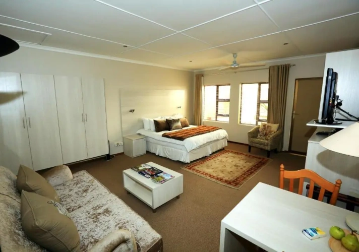 Deluxe Double Suite