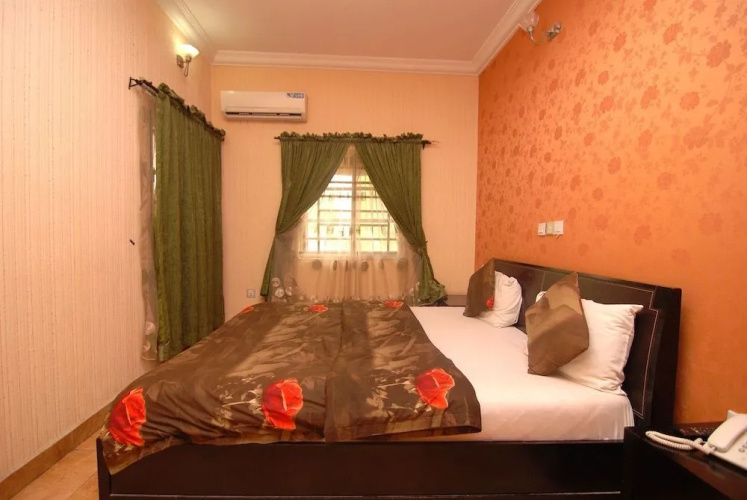 Grandville Hotel & Resort