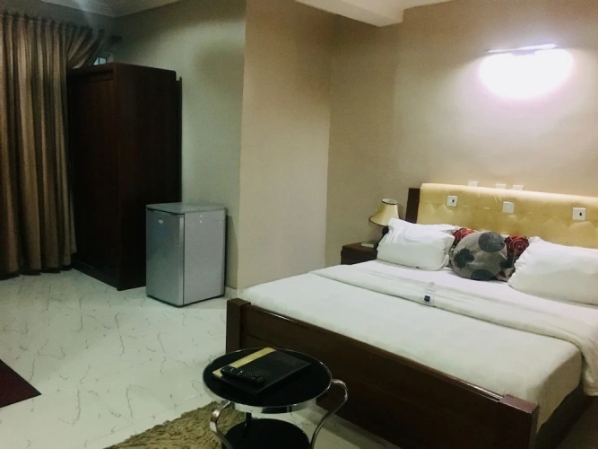 Luxury Suite