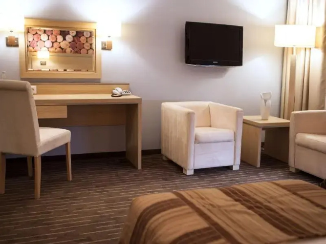 Grape Town Hotel