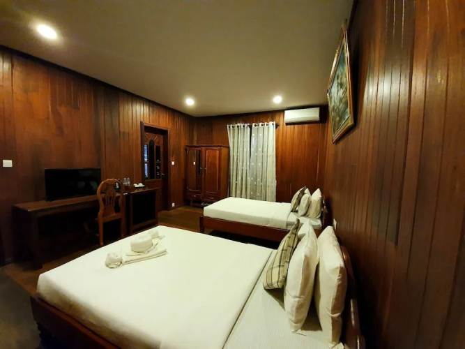 Sam Moon's Hotel Angkor Wooden House
