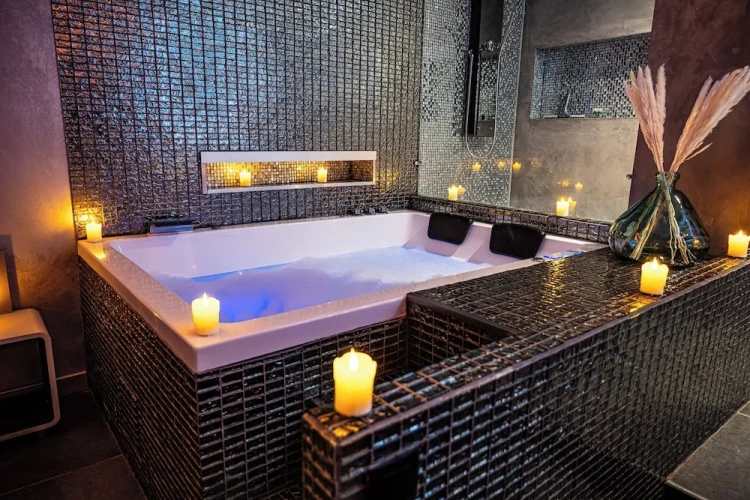Luxury Suite