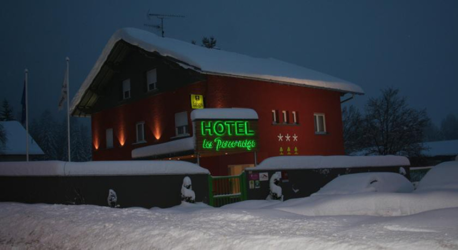 Hotel les Perce Neige