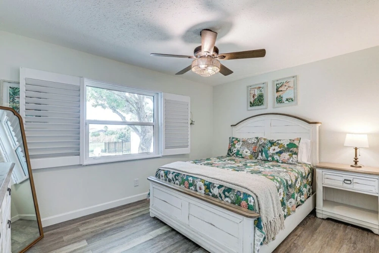 3 Bedrooms Cottage