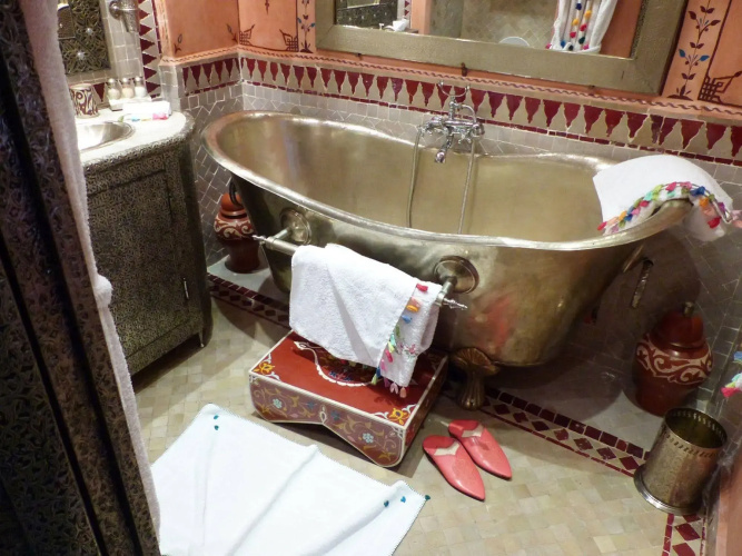 Riad Hikaya