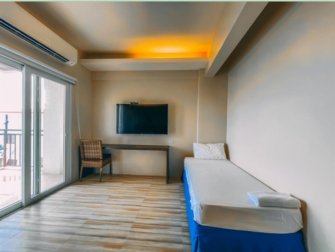 Deluxe Sextuple room