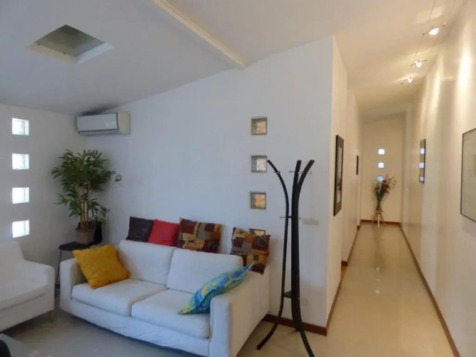 2 Bedrooms Cottage
