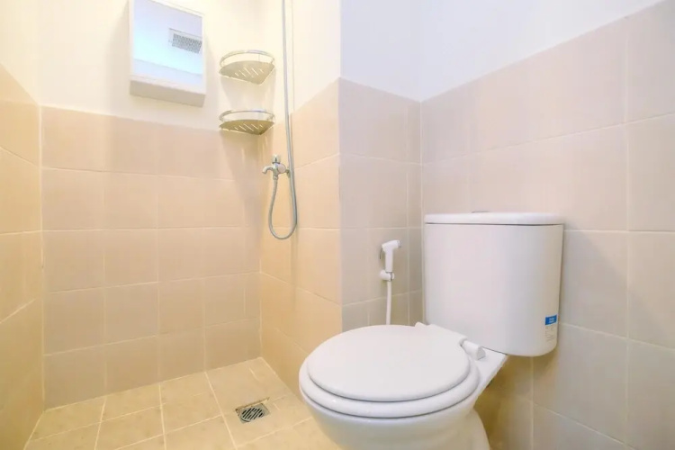 Modern Look 2BR at 28th Floor Podomoro Golf View Apartment
