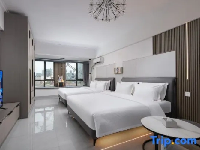 Deluxe Quadruple room