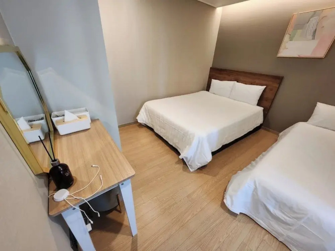 Elbon The Stay