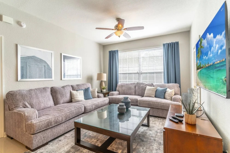 2788 Windsor Hills