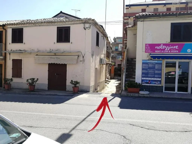 Tropea Travel's House