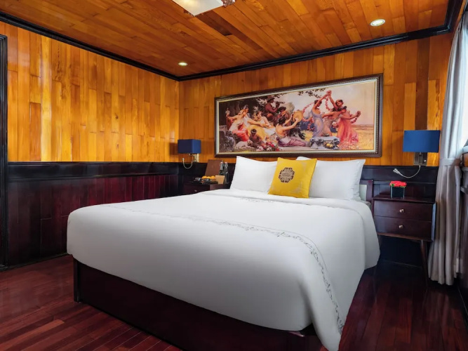 Hera Classic Boutique Cruises