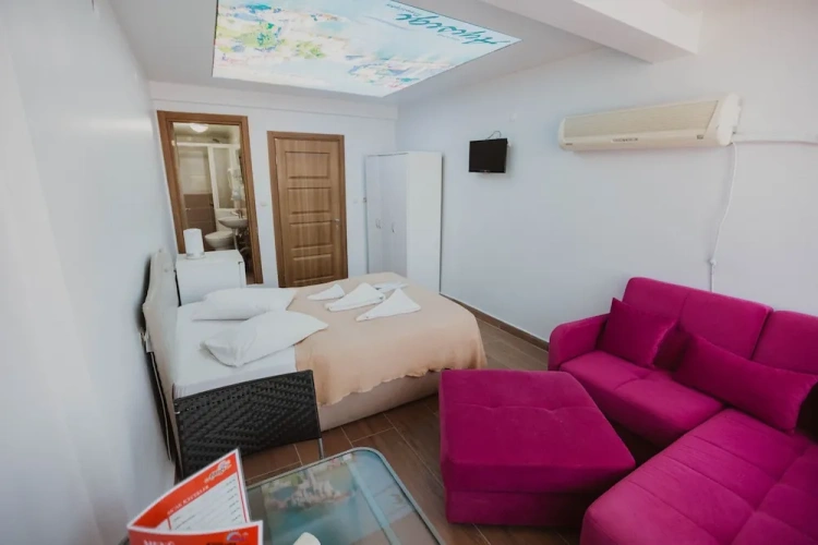 1 Bedroom Standard Quadruple room beachfront