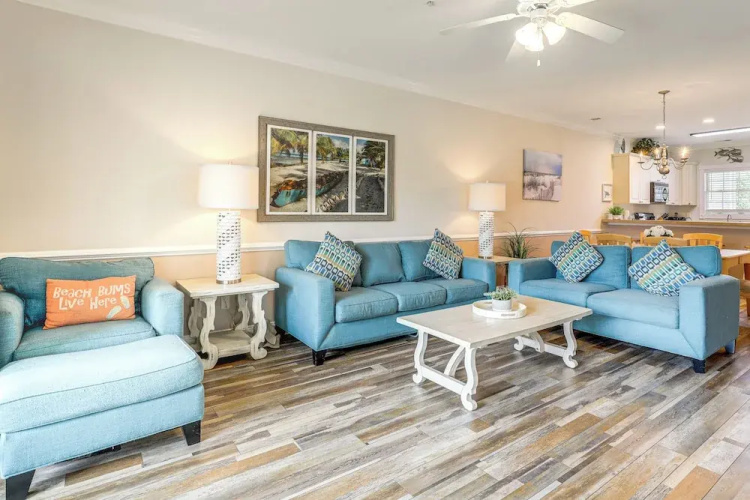 Golf Course Getaway w/ Pool Access in Myrtle Beach