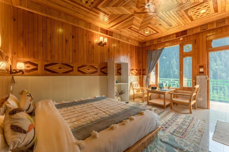Deluxe Double room with balcony