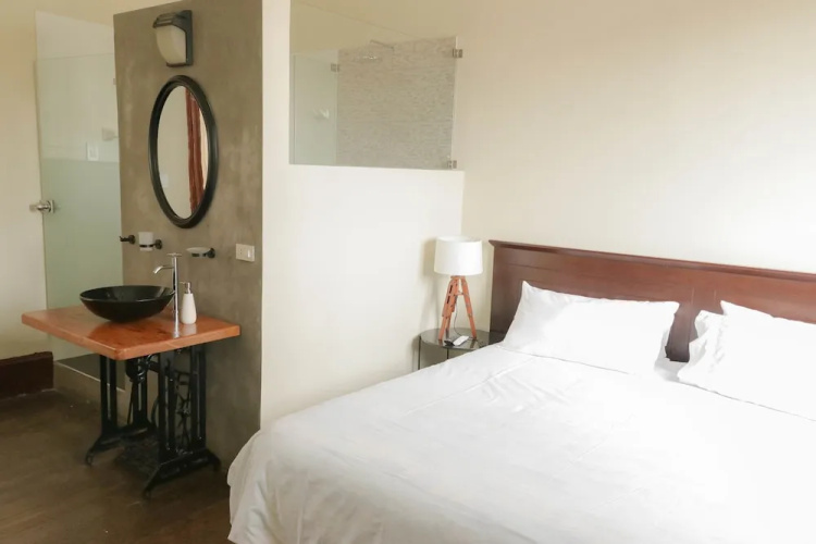 1900 Hostel