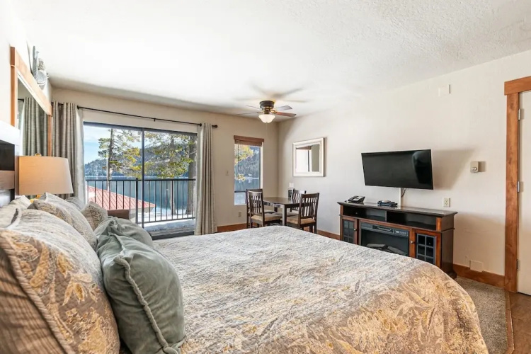243 Bldg C 1 Bedroom Condo