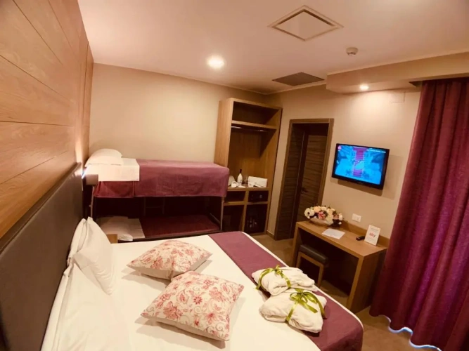 Standard Quadruple room