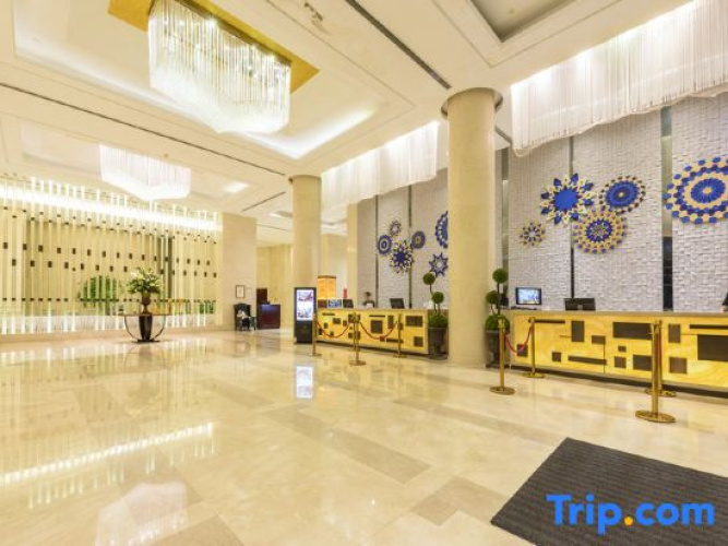 Lvcheng Lanwan Holiday Hotel