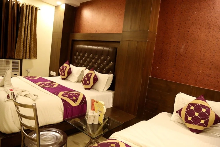 Economy Triple room
