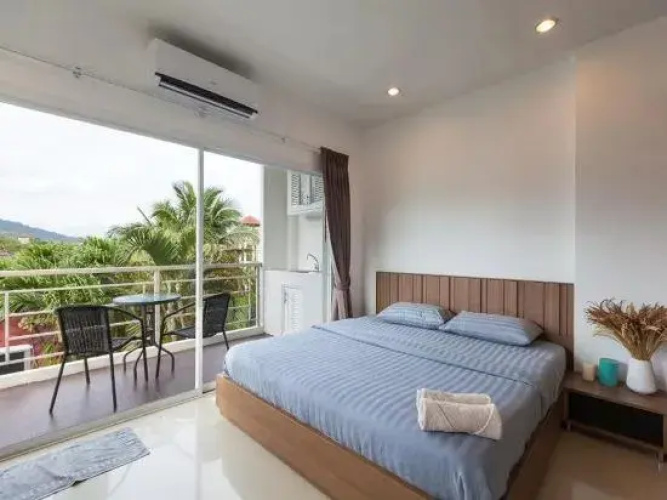 Number 4 Apartment