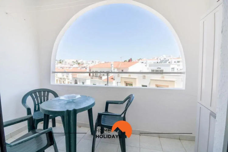 #031 Beautiful & Quiet Beach Flat Near OldTown