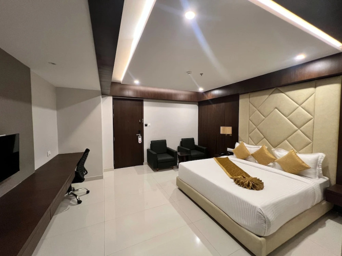 Hotel prajyot